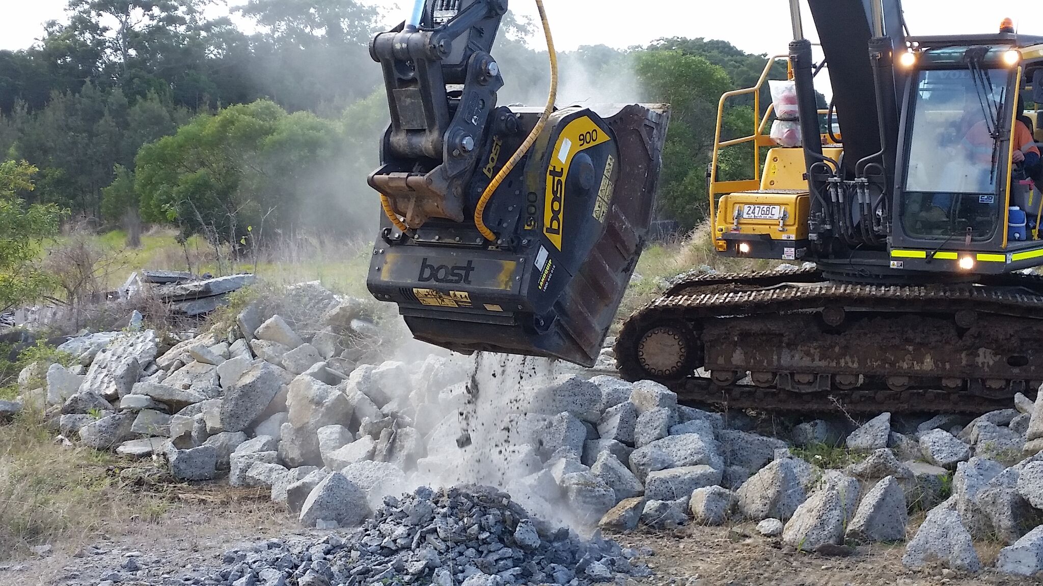 Excavator & Grader Attachments for Hire TKR